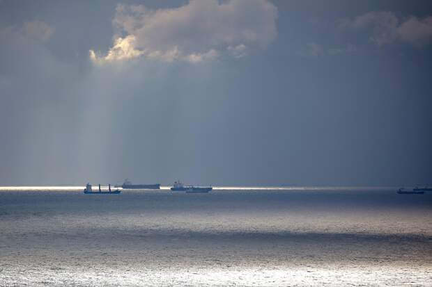 «Не собираются сдаваться»: Иран может парализовать Ормузский пролив на несколько месяцев