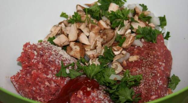 Картинки по запросу cebolla rellena de carne molida envuelta en tocino