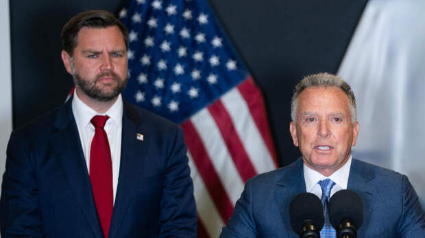 Трамп: переговоры США и Ирана продолжаются и идут хорошо