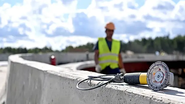 Плановый ремонт дорог стартовал в тринадцати округах Подмосковья