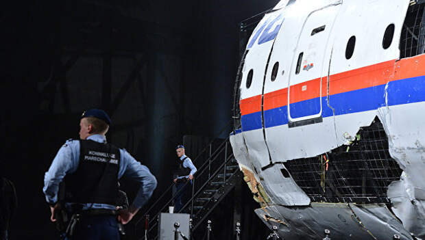 Представление доклада об обстоятельствах крушения лайнера Boeing 777 Malaysia Airlines (рейс MH17) в Нидерландах. Архивное фото