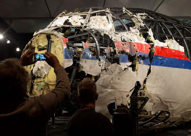 Инквизиция Запада: расследование по MH17 забыло про Украину и США Инквизиция Запада: расследование по MH17 забыло про Украину и США