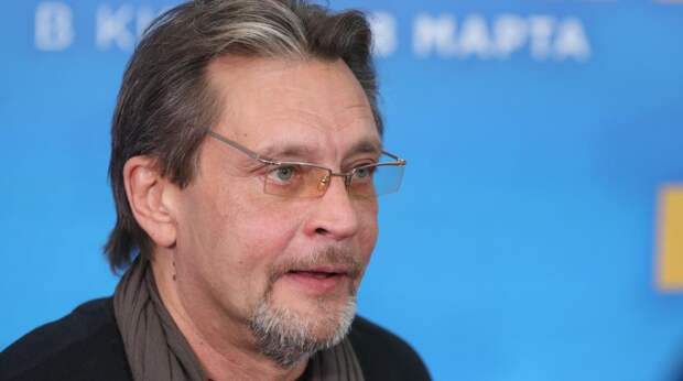 Домогаров объяснил увольнение из Театра им. Моссовета
