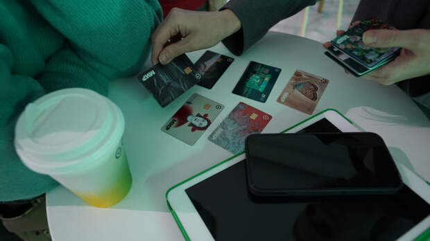 Лимиты на пластик: максимальное количество банковских карт на человека ограничат