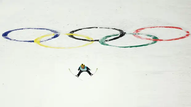 Мужская сборная Австрии завоевала золото ОИ в прыжках с трамплина, Россия — седьмая