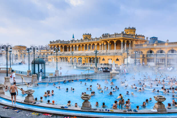 Любителей бассейнов и общественных бань предупредили о неочевидной опасности