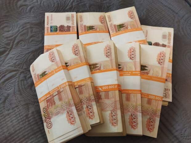 Кемеровчанка перевела аферистам около 1,4 млн рублей