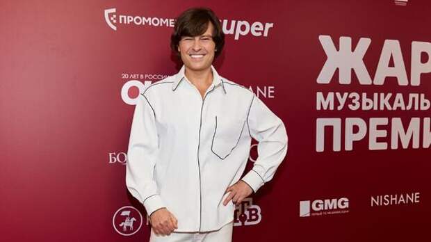 «Злые и продажные»: Шаляпин разнес звезд шоу-бизнеса на премии «ЖАРА» в Москве