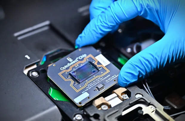 Председатель КНР поздравил с юбилеем коллектив газеты о науке и технике