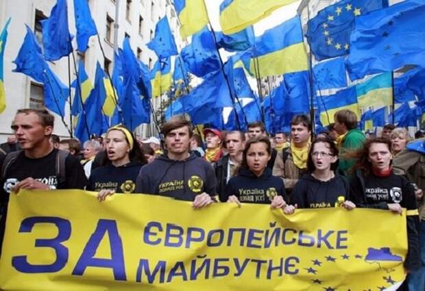 Пока Украина пытается уйти в Европу, из самой Украины активно уезжают ее граждане