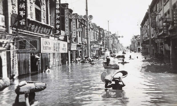 Во все времена Поднебесная страдала от наводнений.