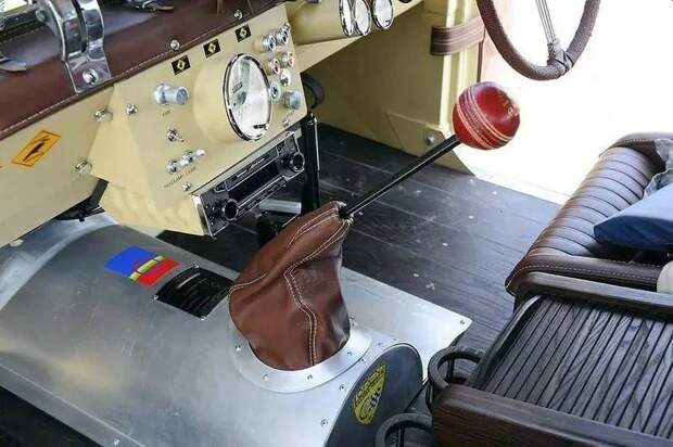 Самый необычный Land Rover в мире Bell Aurens Longnose