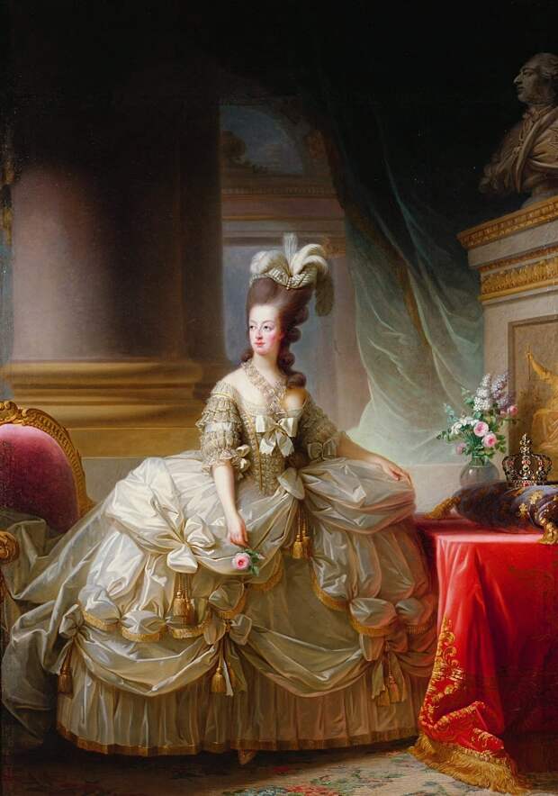 1280px-Marie_Antoinette_Adult.jpg