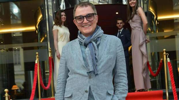 Дмитрий Дибров снизил ценник на свой подмосковный особняк до 555 млн рублей