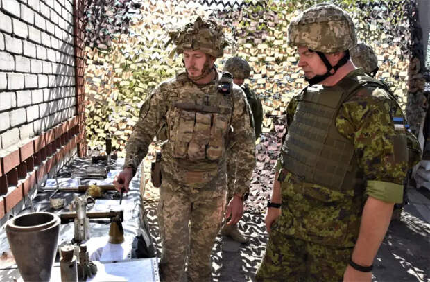Эстония направит своих военных инструкторов в Британию для подготовки украинских военных