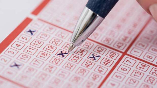 Новогодний розыгрыш «Жилищной лотереи»-2026: главный шанс года. Что разыгрывают 1 января, как купить билет и получить выигрыш