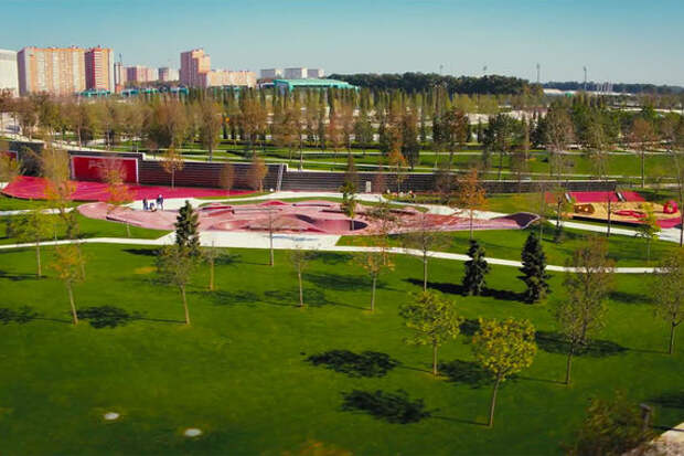 Как и в «Зарядье», территория парка в Краснодаре поделена на несколько зон. Но не климатических, а тематических