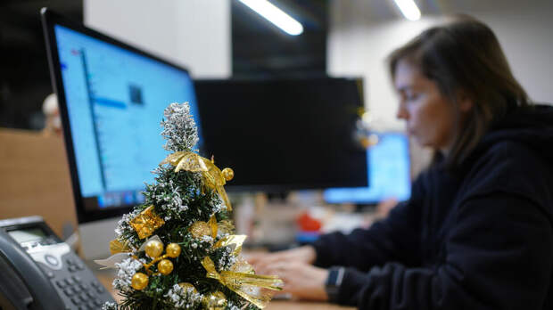 Собянин: медучреждения Москвы изменят график работы в праздники