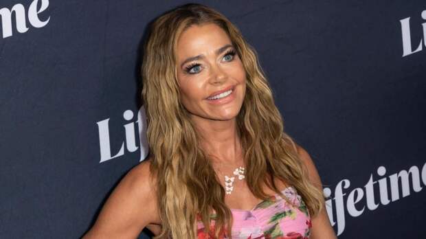 Дениз Ричардс потрясла смерть её бывшего бойфренда: «Трудно выразить словами»