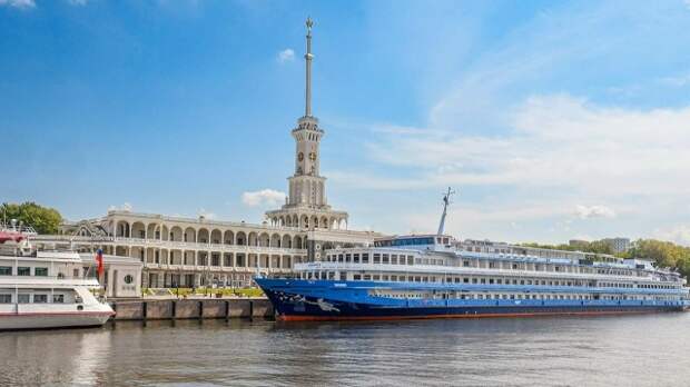 Собянин объявил об открытии сезона летней речной навигации