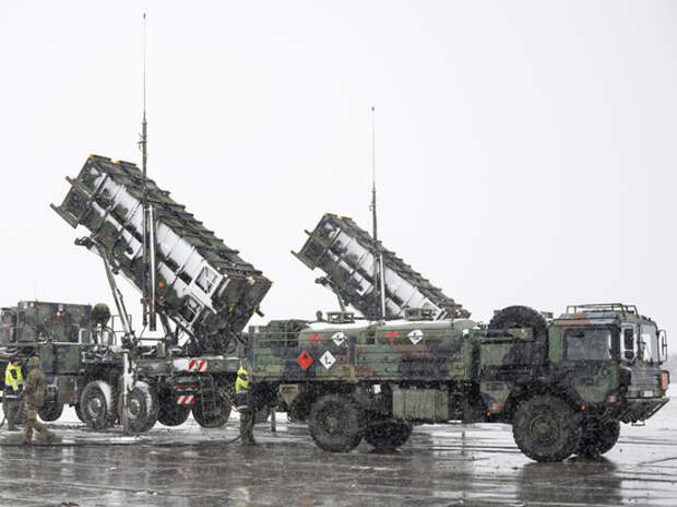 Кнутов связал доставку Patriot Украине с возможным введением польских войск