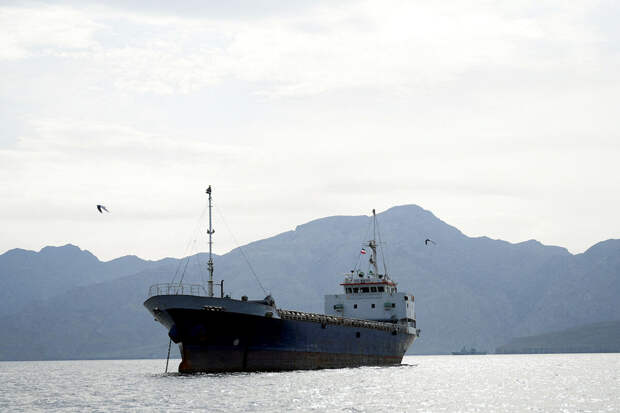 FT: Турция продвигает "Средний коридор" как альтернативу Ормузскому проливу