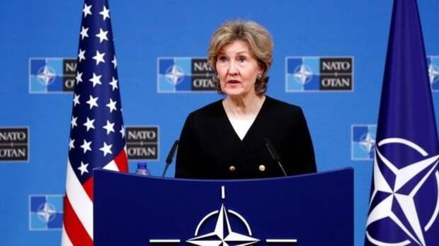 Посол США в НАТО Кей Бейли-Хатчинсон