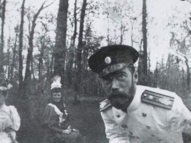 29. Одно из многочисленных селфи, которые император Николай II делал на протяжении всей своей жизни (1868-1918) 29. Одно из многочисленных селфи, которые император Николай II делал на протяжении всей своей жизни (1868-1918)