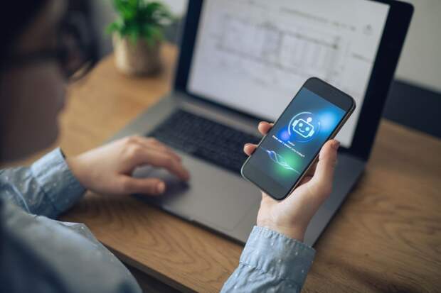 Эксперт объяснил, почему опасно использовать нейросеть в качестве психолога