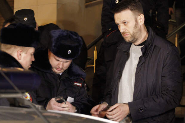 Навального перевезли во Владимирскую область