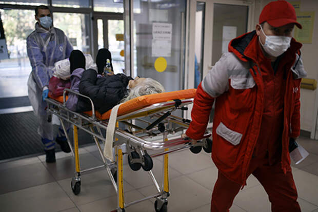 Эпидемия коронавируса в России пошла на спад