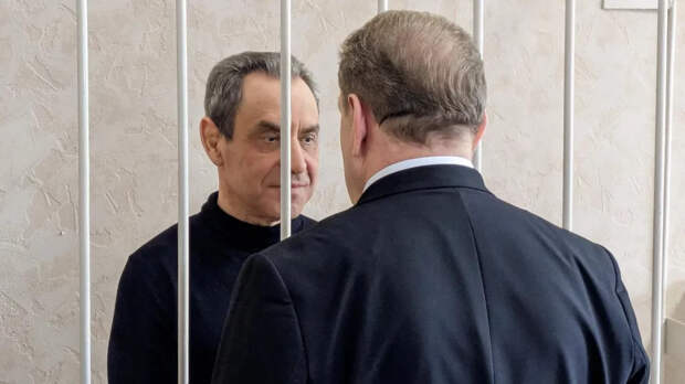 Суд приговорил генерала Муминджанова к 10 годам за взятки