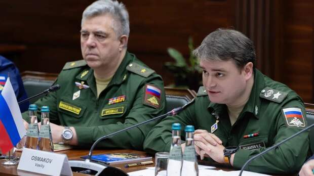 Замминистра Осьмаков провел встречу с командующим ВВС Эфиопии