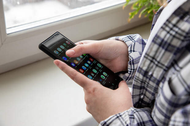 Мошенники обманывают туляков, предлагая обойти замедления мессенджеров