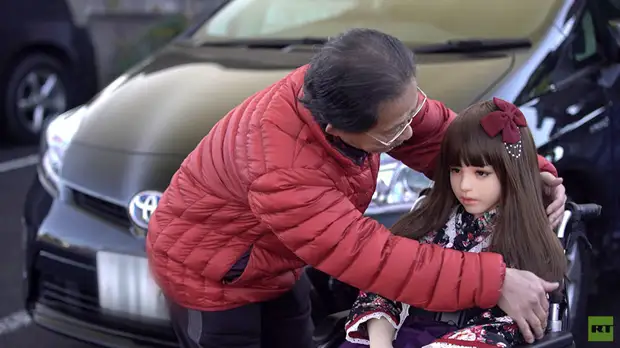 «Здоровье нации может быть подорвано»: психолог о сексе с куклами, тотальном одиночестве и японцах-трудоголиках