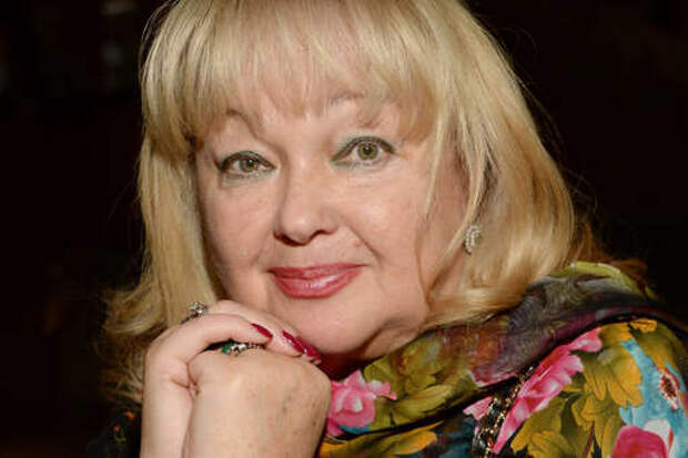 Актриса Наталья Гвоздикова заявила, что уже три месяца болеет гриппом