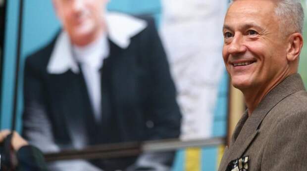 65-летний Олег Меньшиков признался, что регулярно ходит к косметологу