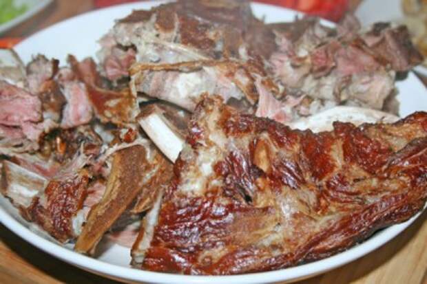 Щи с копчеными ребрами