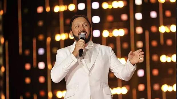 Стас Михайлов заявил, что не может отказать младшей дочери в «королевском» подарке