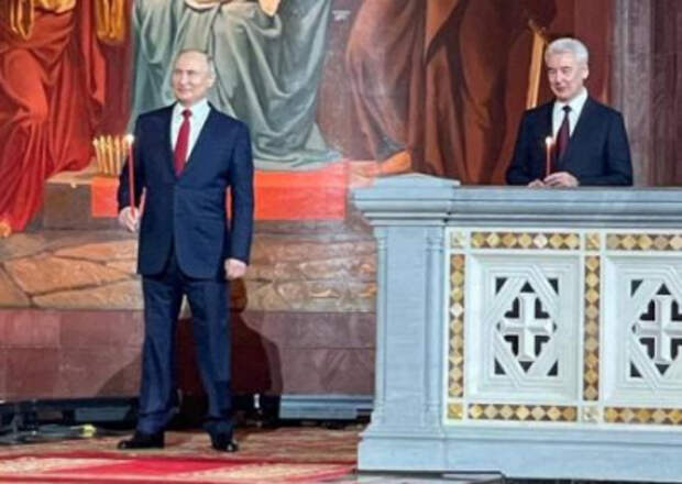 Владимир Путин принял участие в пасхальном богослужении в храме Христа Спасителя Владимир Путин принял участие в пасхальном богослужении в храме Христа Спасителя