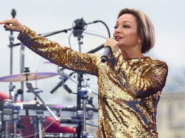 Буланова сообщила о переносе весеннего концерта в Москве на 2027 год