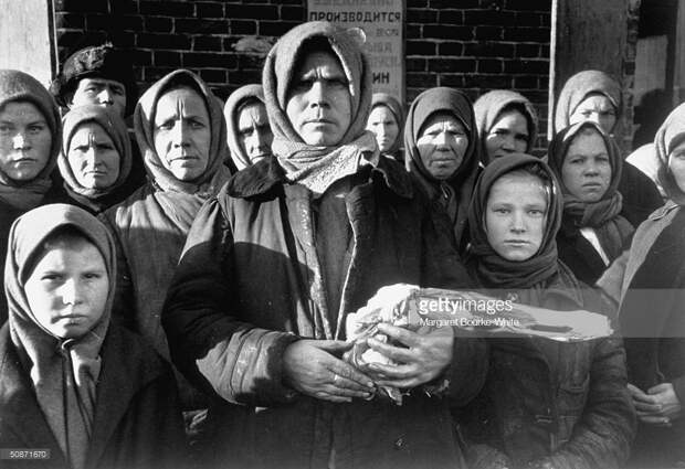 Как на самом деле жили люди при Сталине.