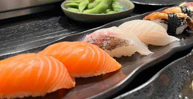 Диетолог рассказала о пользе лосося в холодное время года