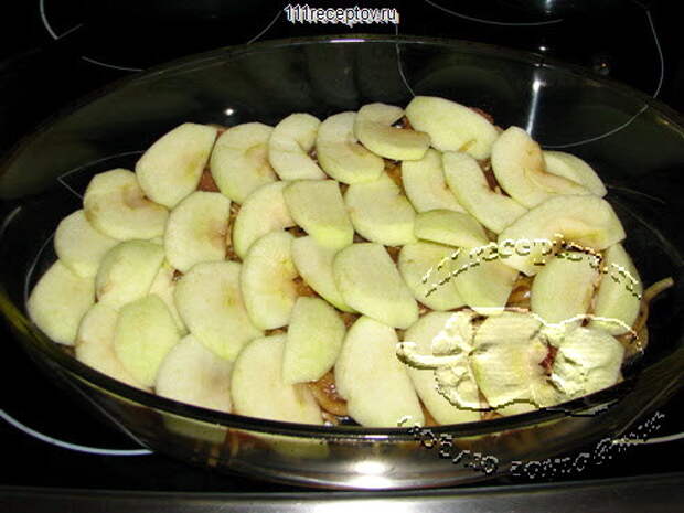 Жаркое с яблоками