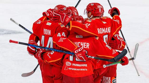 «Автомобилист» обыграл «Локомотив» и одержал седьмую победу подряд