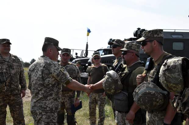 CNN: украинские военные в Донбассе не верят в «войну с Россией»