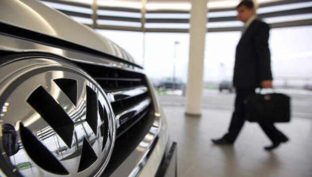Автомобиль Volkswagen. Архивное фото Автомобиль Volkswagen. Архивное фото