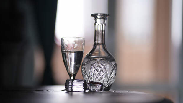 Названы регионы с самым низким спросом на водку