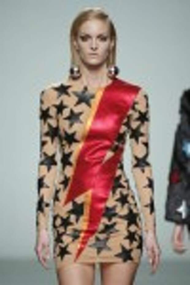 Fashion Show by Maria Escote 2015