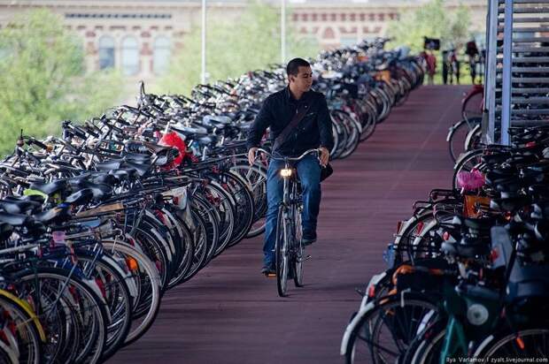 amsterdam-bicycles-4[5]